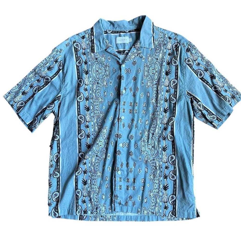 Light Blue Casual Button Down Shirt with Vertical Stripes